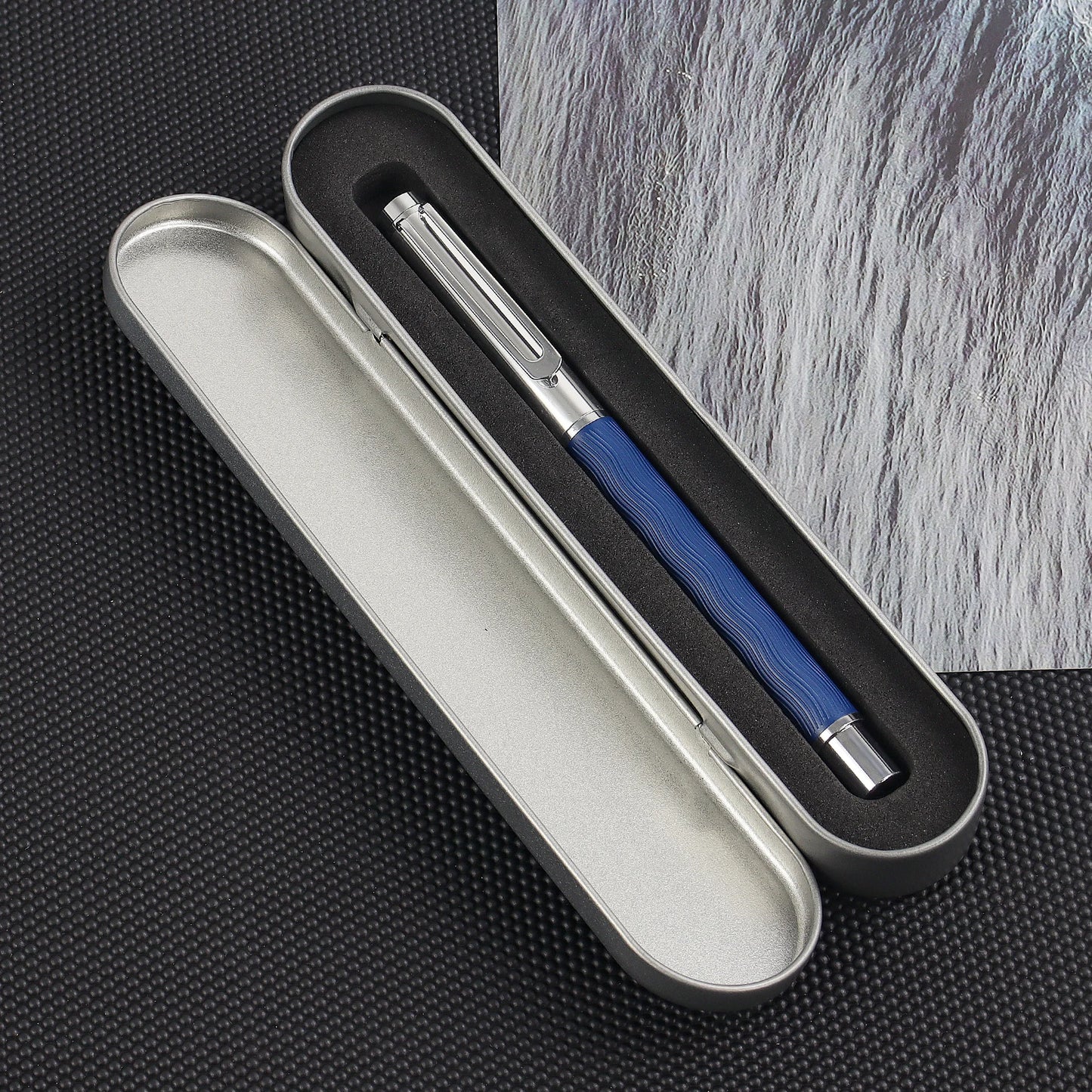 Stylo plume design et élégant