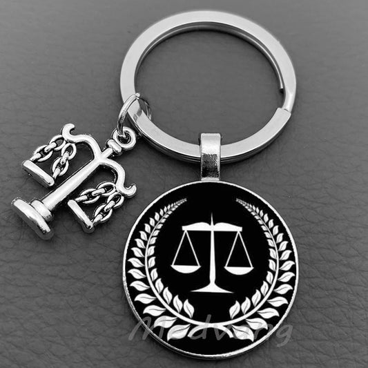 Porte clé " justice"